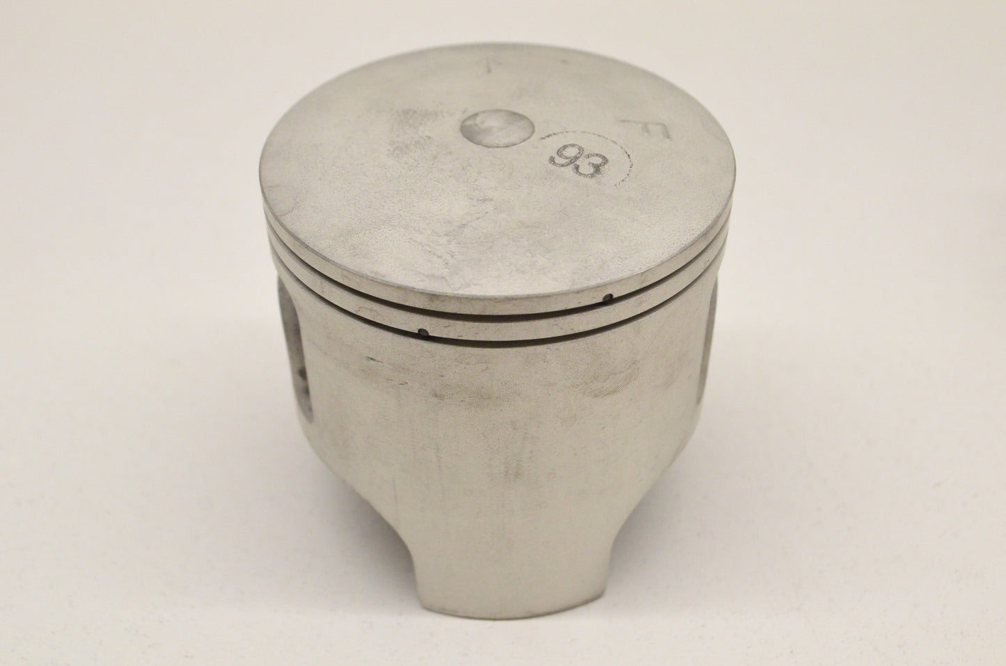 OEM Yamaha 6M6-11631-01-93 Piston STD NOS