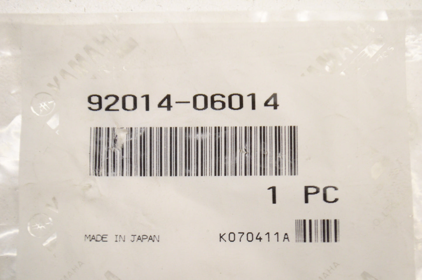 New OEM Yamaha 92014-06014-00 Button Head Bolt NOS