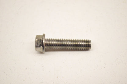 New OEM Yamaha 95024-06025-00 Flange Bolt NOS