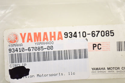 OEM Yamaha 93410-67085-00 Circlip NOS