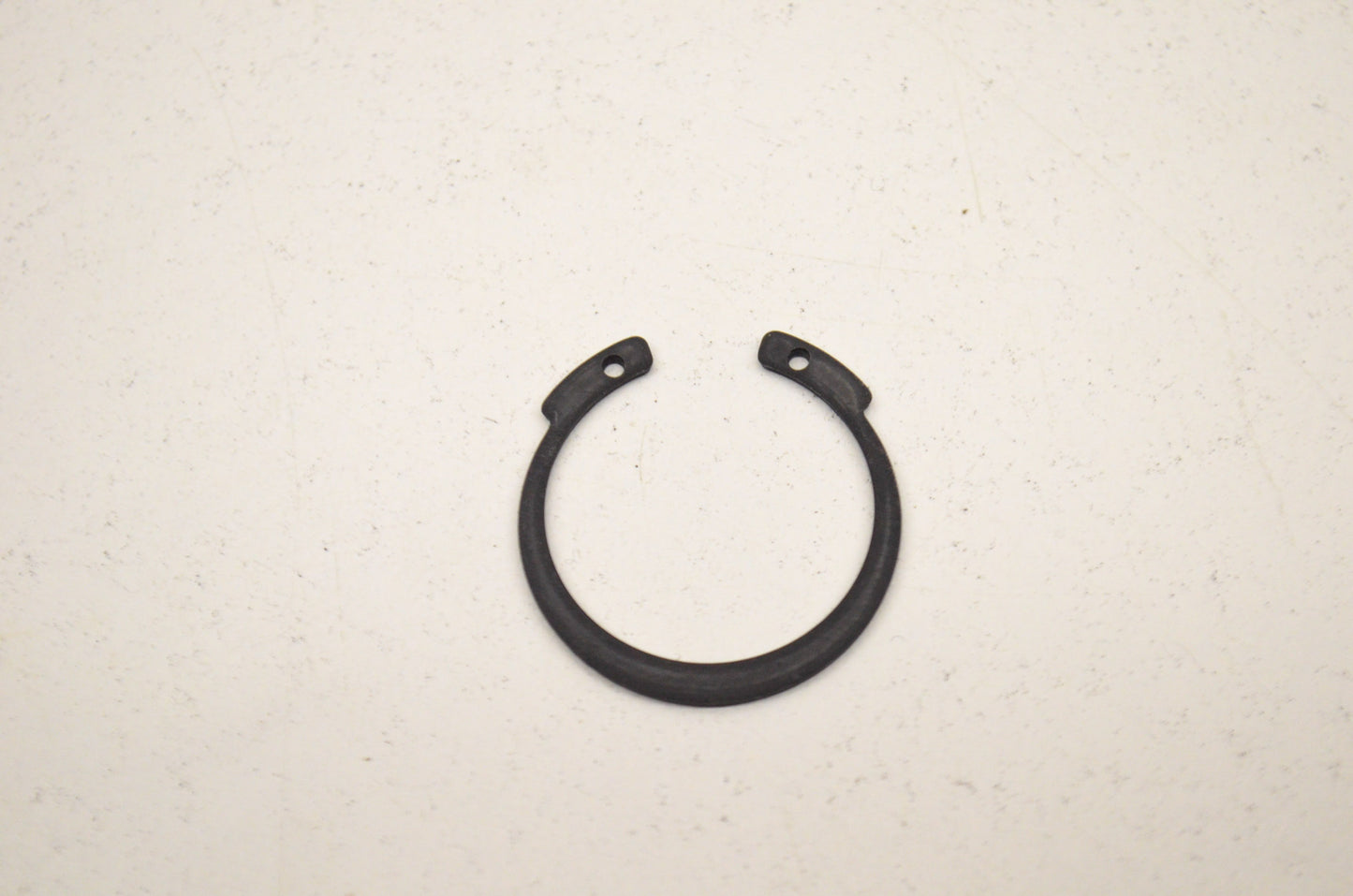 OEM Yamaha 93450-24062-00 Circlip NOS
