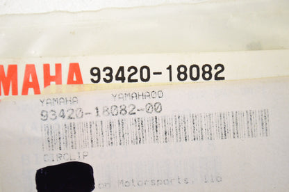 New OEM Yamaha 93420-18082-00 Circlip NOS