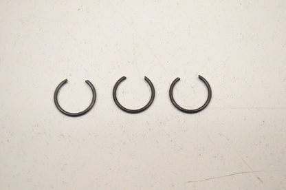 New OEM Yamaha Circlip Qty 3 NOS