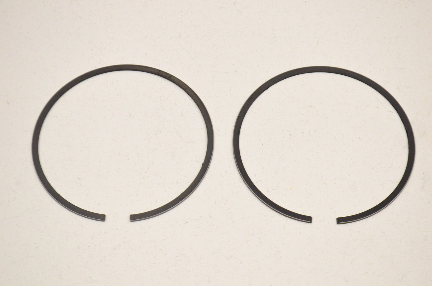 OEM Yamaha 6M6-11601-20-00 Piston Ring Set NOS