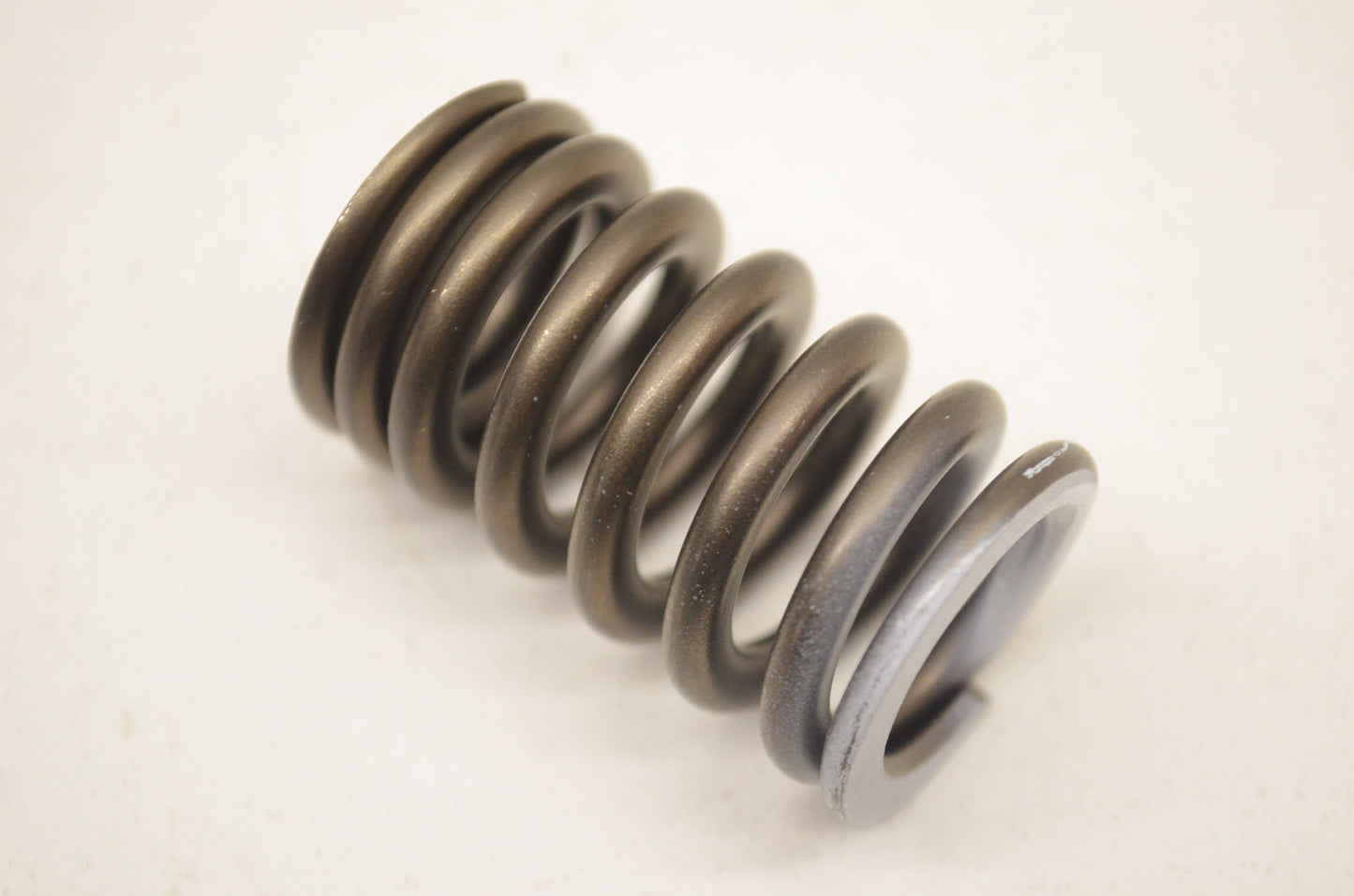New OEM Yamaha Inner Valve Spring NOS