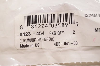 New OEM Arctic Cat 0423-454 Airbox Mounting Clip NOS