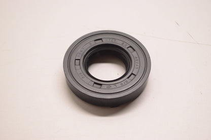 OEM Polaris 0450017, 96500-204208A7951, 96500-20428 Oil Seal NOS
