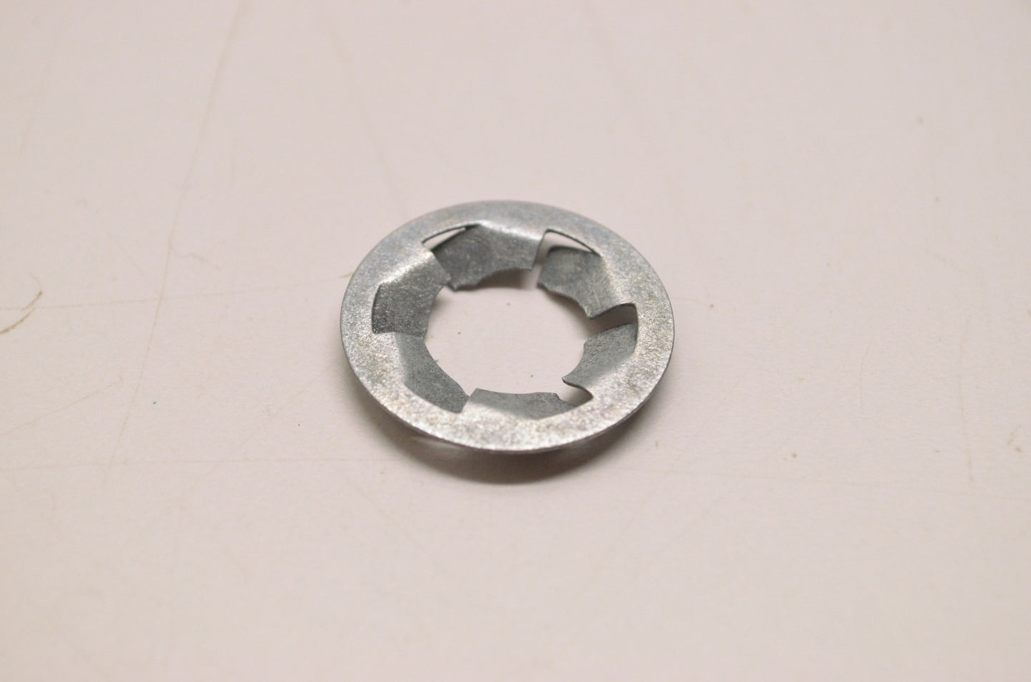 OEM Polaris 7670081, 0007512031200 Bolt Pushnut NOS
