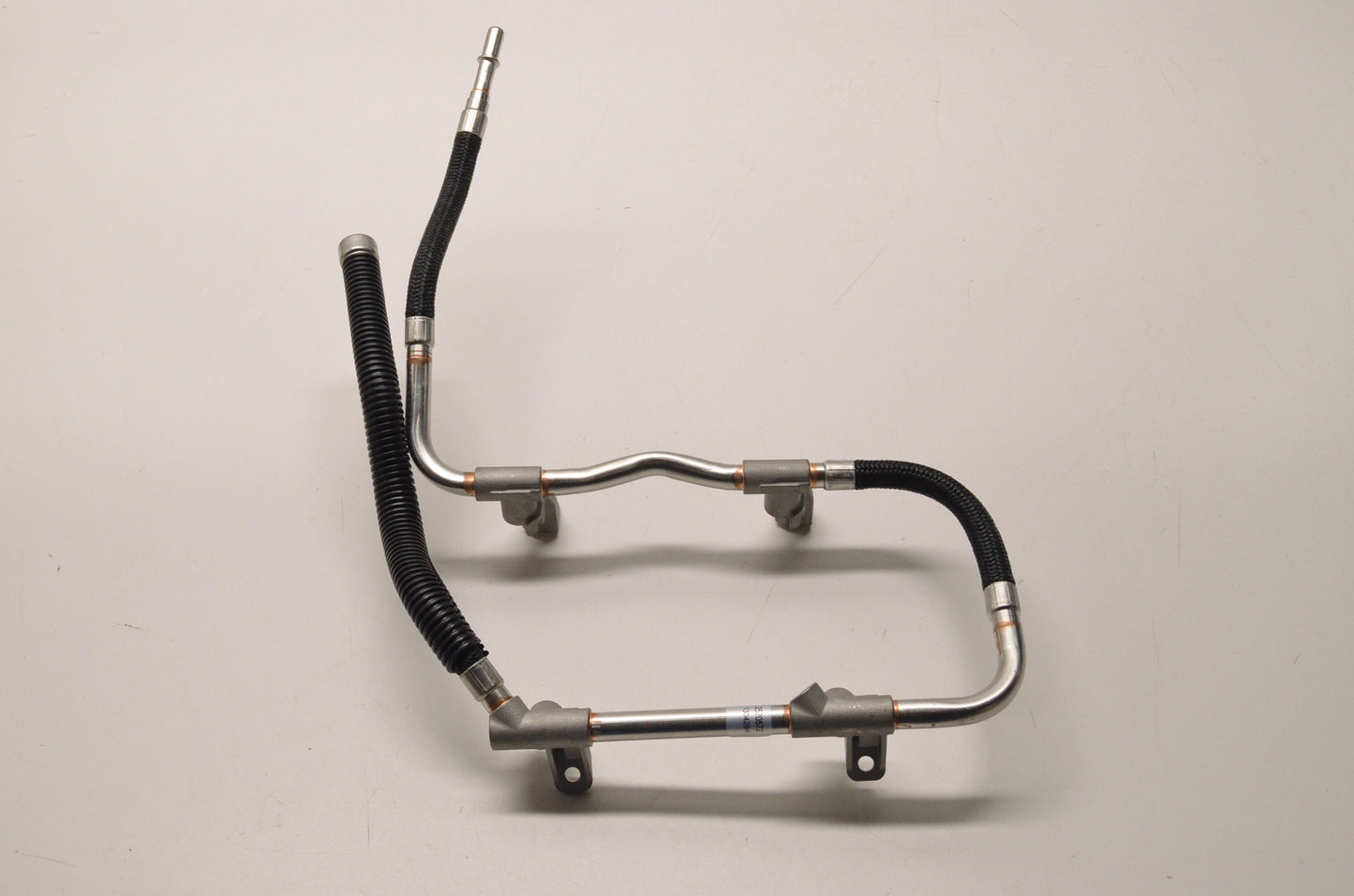 OEM Polaris 2520572 Fuel Rail Assembly NOS