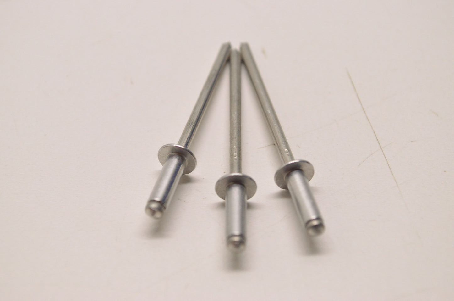 OEM Yamaha 4XE-F1539-10-00 Rivet Qty 3 NOS