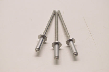 OEM Yamaha 4XE-F1539-10-00 Rivet Qty 3 NOS