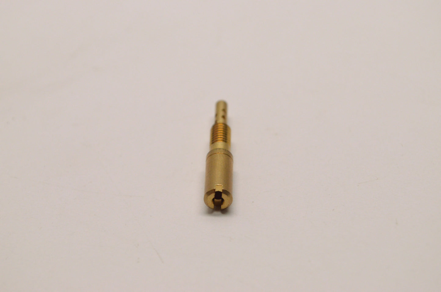 OEM Yamaha 4KM-14142-25-00 Pilot Jet (# 25) NOS
