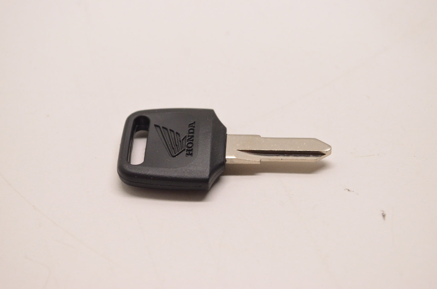 OEM Honda 35122-MR1-770 Blank Key Type 2 NOS