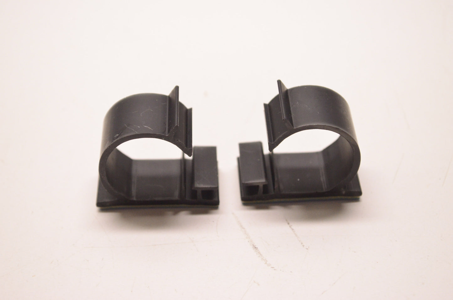 OEM Polaris 7080703 Clip Qty 2 NOS