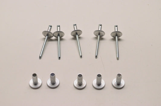 OEM Polaris 1015421 Retainer Rivet Qty 5 NOS