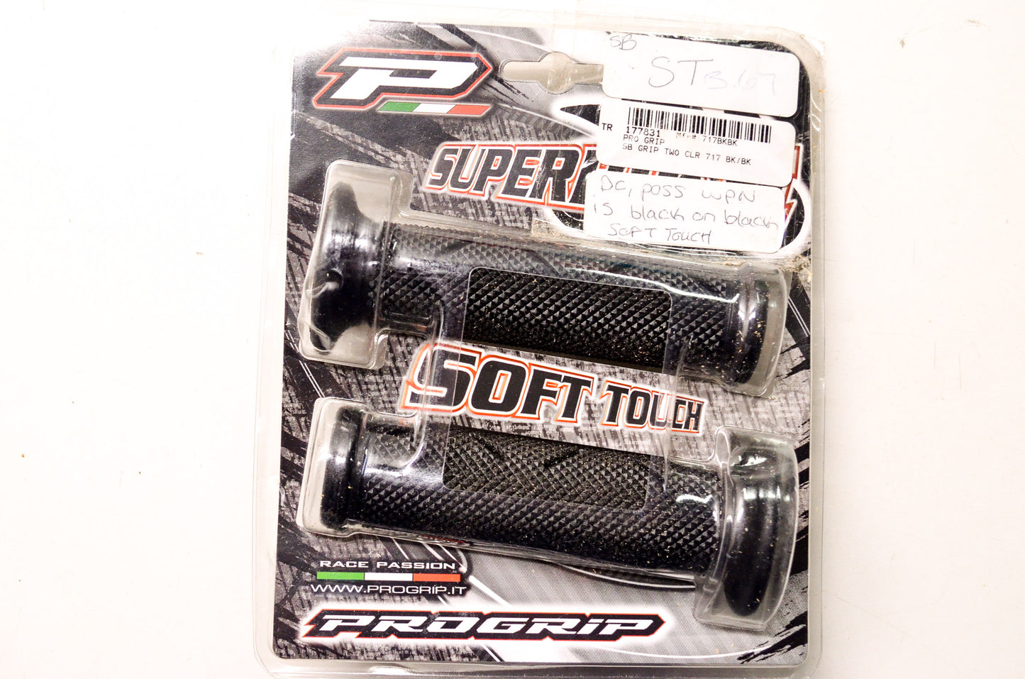Pro Grip 177831, 717BKBK Soft Touch Racing Grips NOS