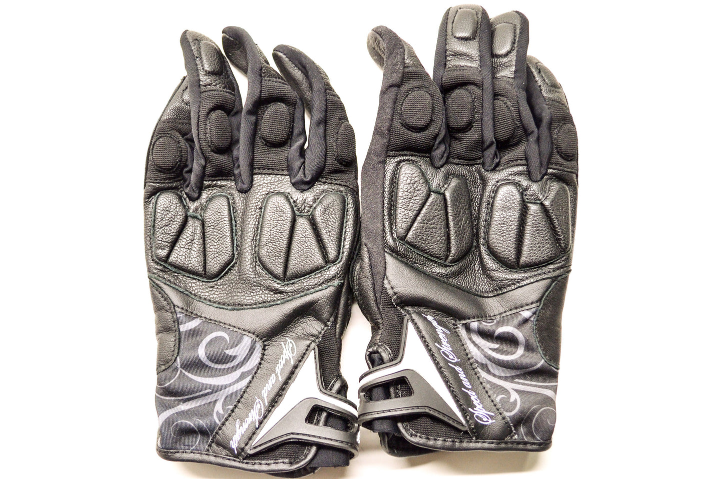 Cat Out of Hell Gloves Large NOS