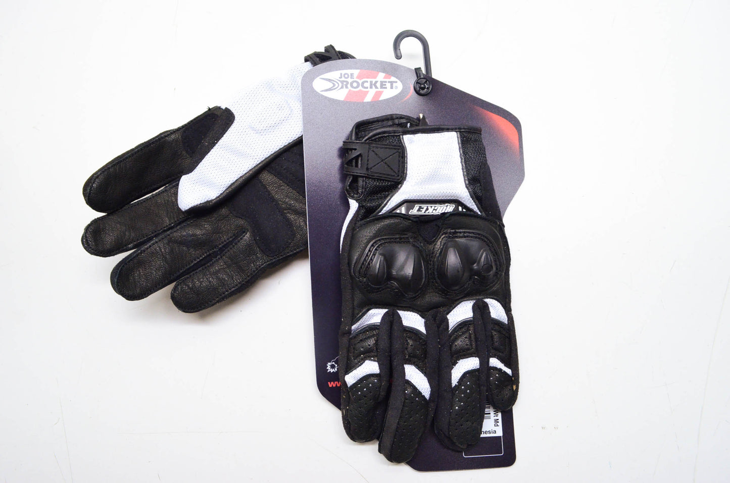 Medium White/Black Phoenix Glove NOS