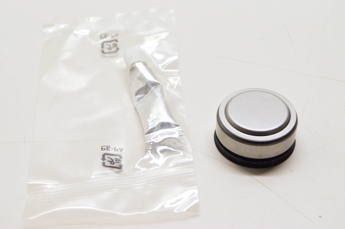 OEM Honda 06912-HN2-000 Bearing Set NOS
