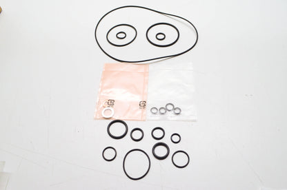 OEM Honda 06112-HP5-600 Gasket Kit B NOS