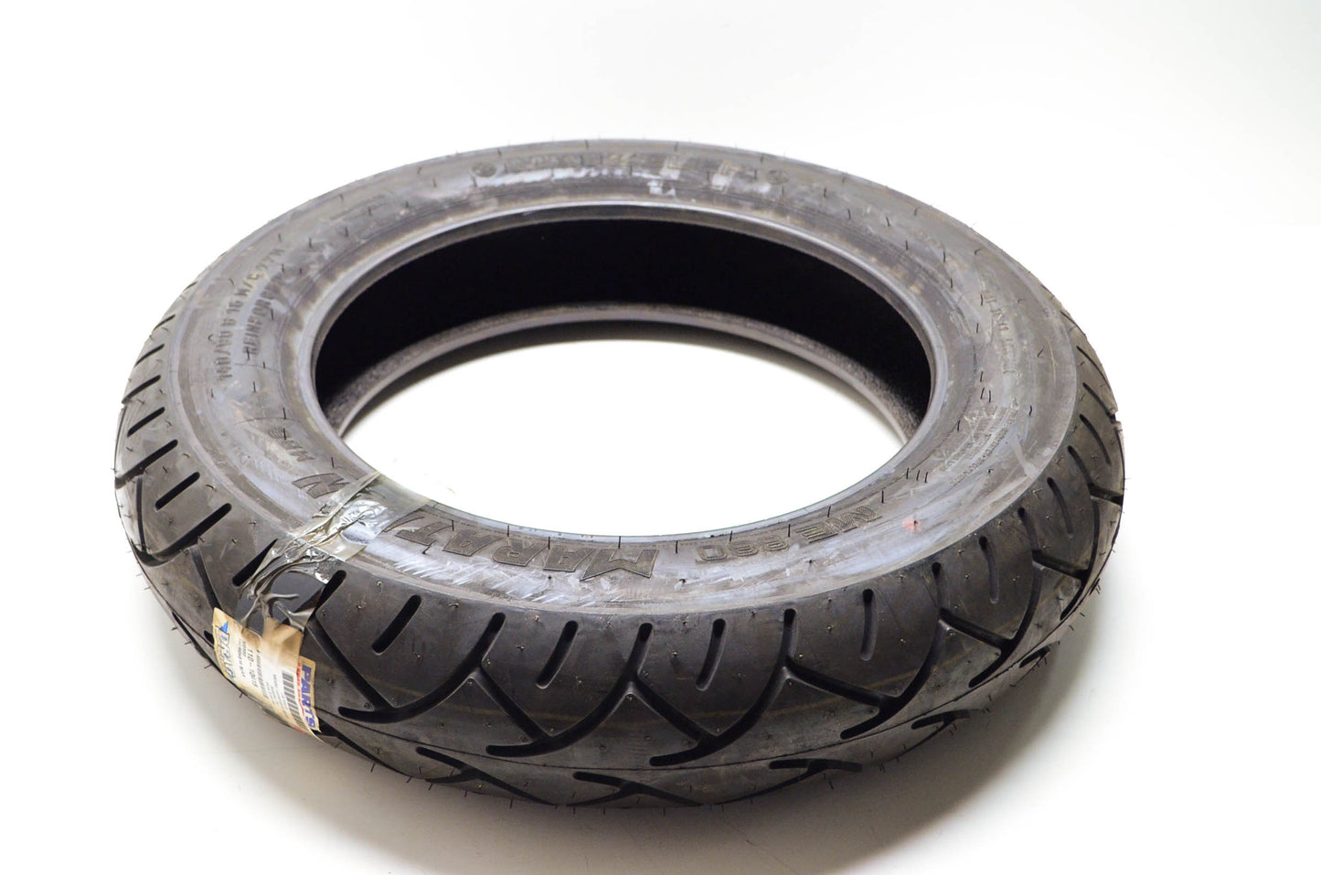 New Metzeler ME 880 140/90HB X 16' Blackwall Tire NOS