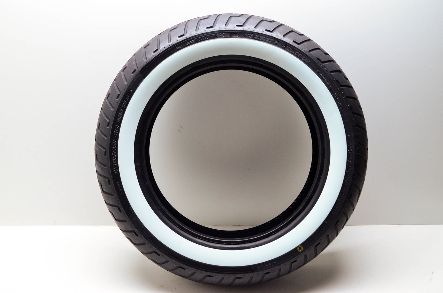 New Dunlop D404 Front 150/80-16 White Wall Tire NOS