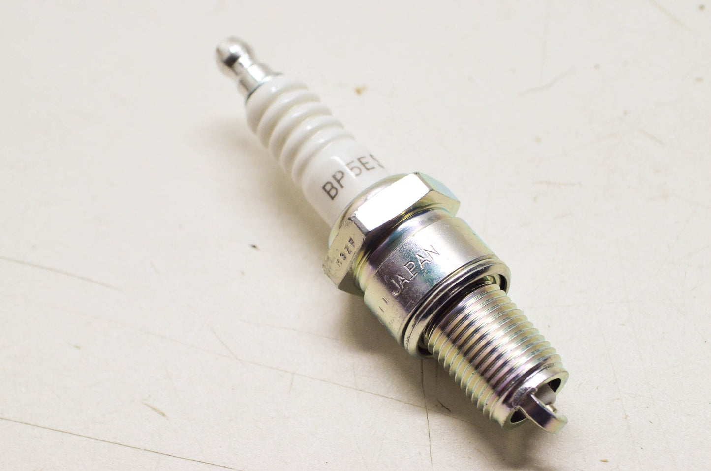 NGK BP5ES, 7832, 380061 BP5ES Spark Plug NOS