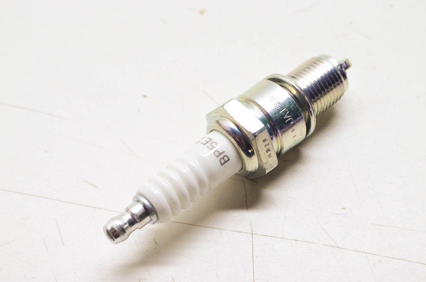 NGK BP5ES, 7832, 380061 BP5ES Spark Plug NOS