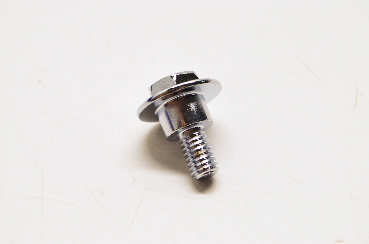 OEM Honda 90001-MFE-670 Special Bolt (6X16) NOS