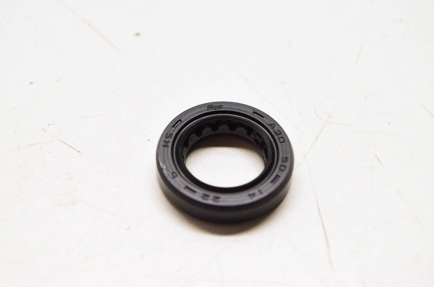 OEM Honda 91203-KSP-911 Oil Seal 14X22X5 NOS