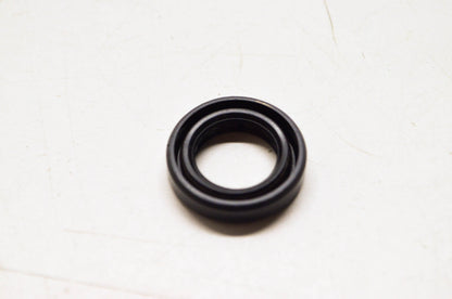 OEM Honda 91203-KSP-911 Oil Seal 14X22X5 NOS