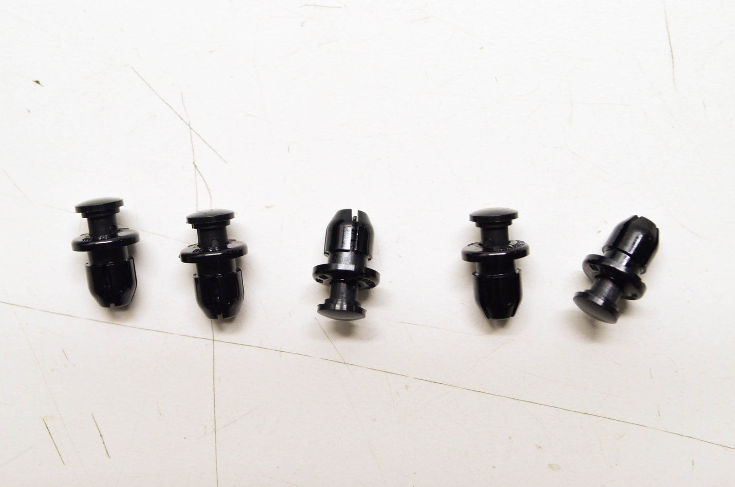 OEM Honda 90657-SB0-003 Splash Shield Clip Qty 5 NOS