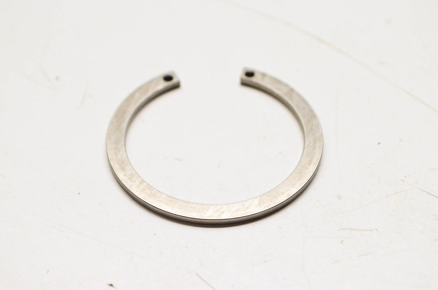 OEM Honda 90603-HN7-000 Circlip (42mm) NOS