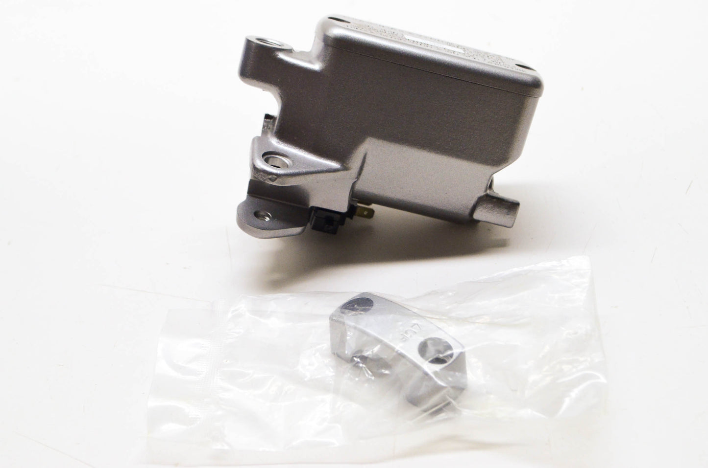 OEM Honda 45510-MEG-305 Master Cylinder Set NOS