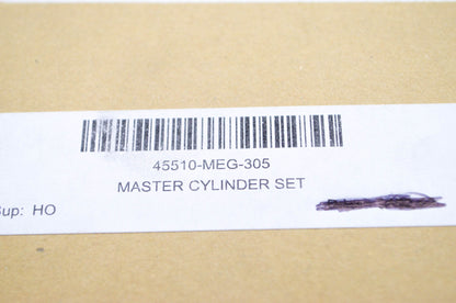 OEM Honda 45510-MEG-305 Master Cylinder Set NOS