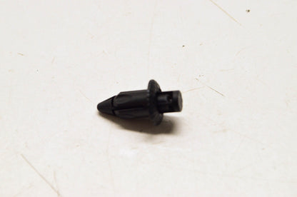 OEM Honda 90654-MCA-000 Molding Clip NOS