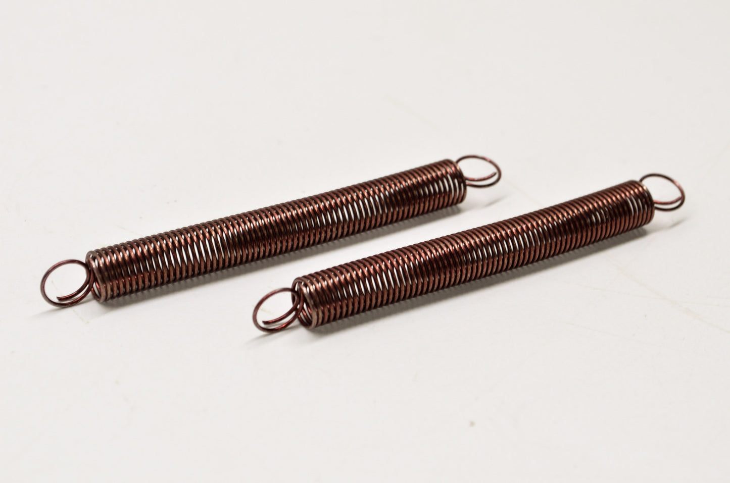 OEM Briggs & Stratton 260875 Governor Spring Qty 2 NOS