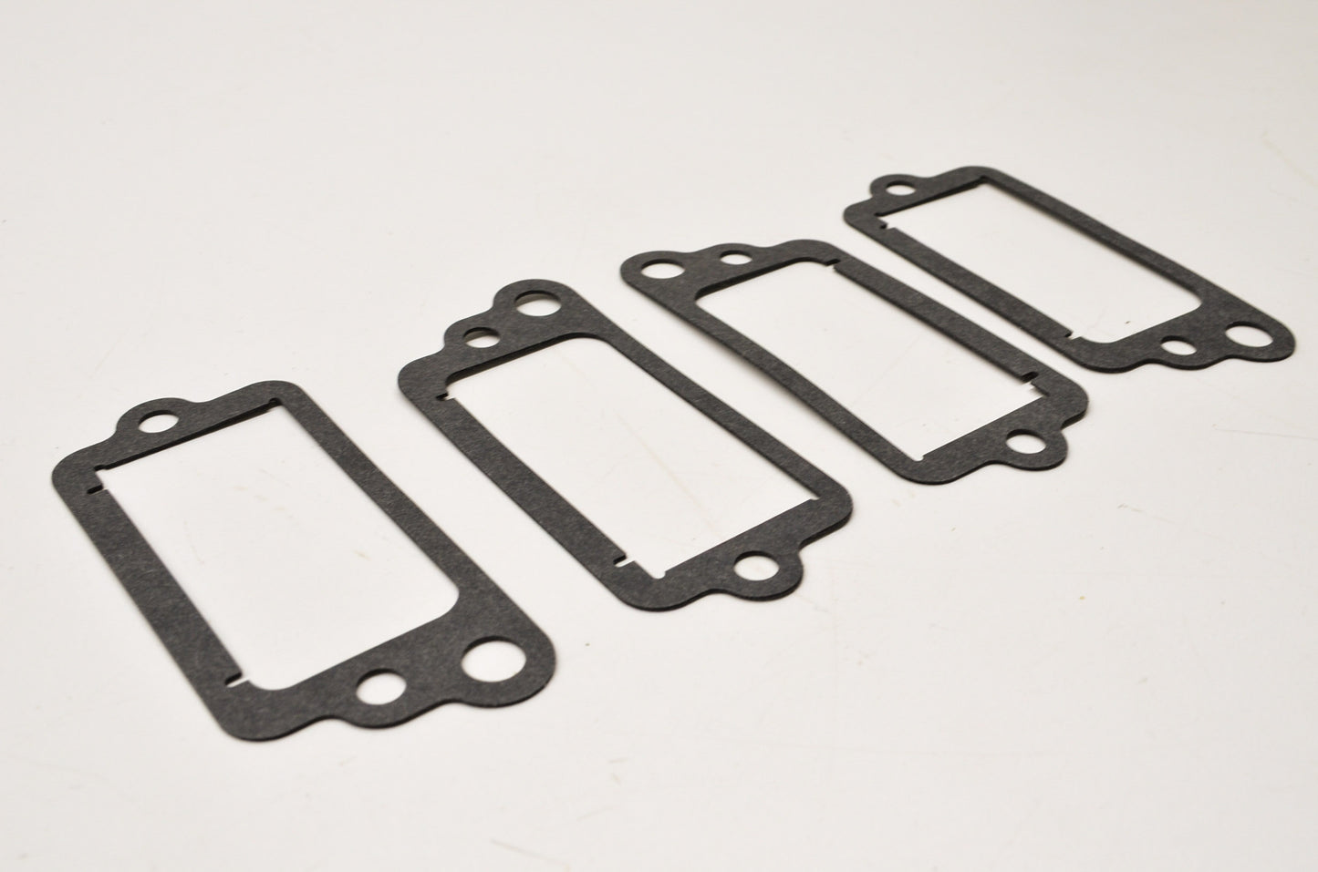 OEM Briggs & Stratton 272602S Breather Gasket Qty 4 NOS