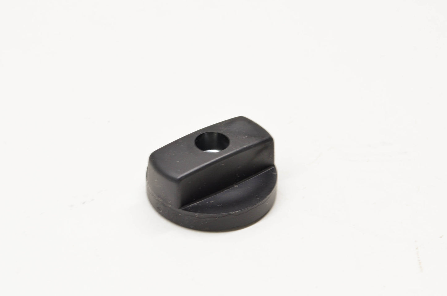 New OEM Briggs & Stratton 691668 Air Cleaner Knob NOS