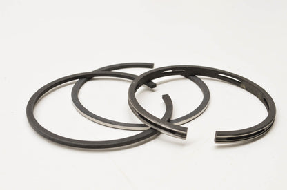 New OEM Briggs & Stratton Piston Ring Kit NOS