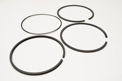 New OEM Briggs & Stratton Piston Ring Kit NOS