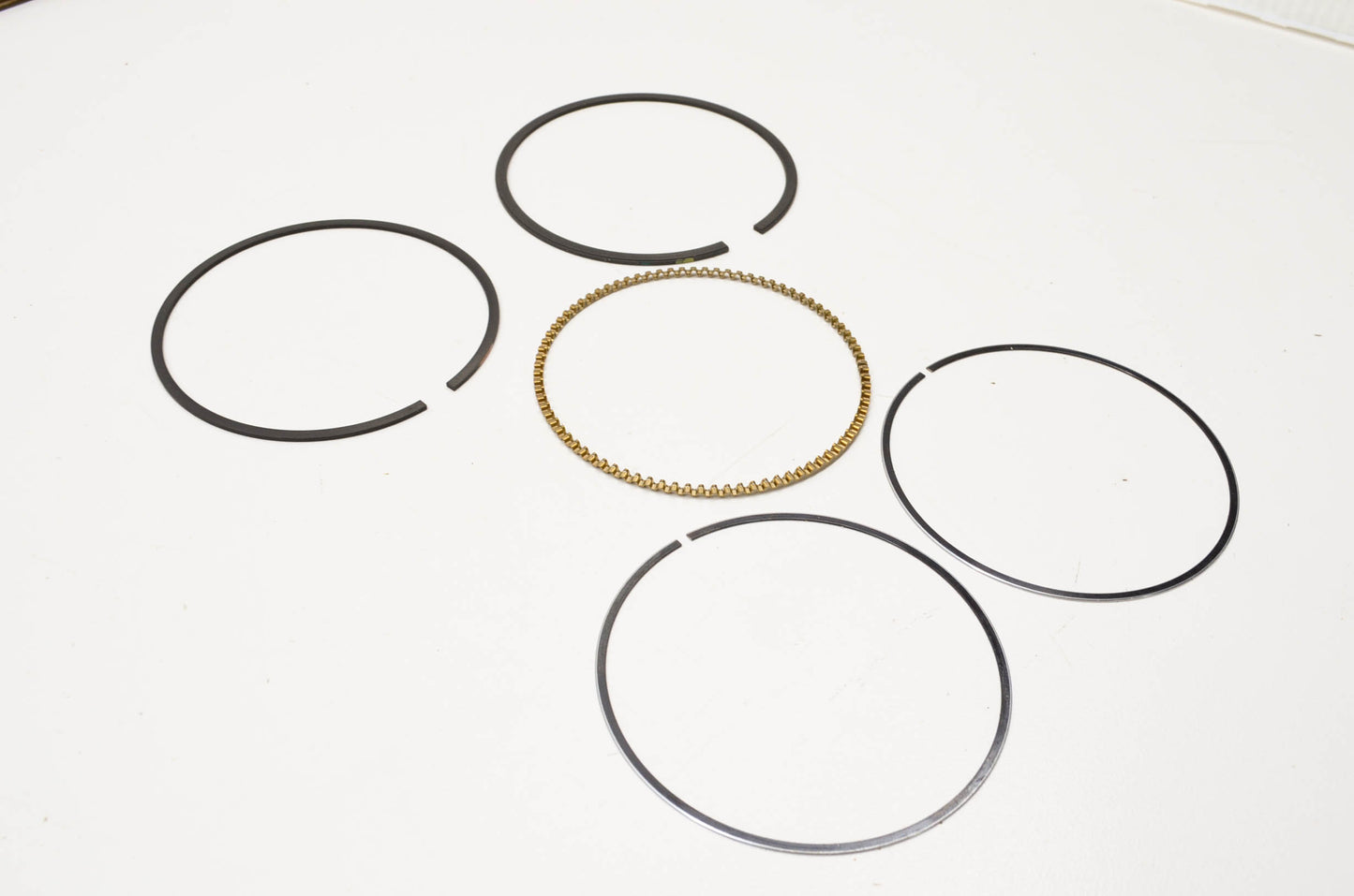 New OEM Briggs & Stratton Piston Ring Kit NOS