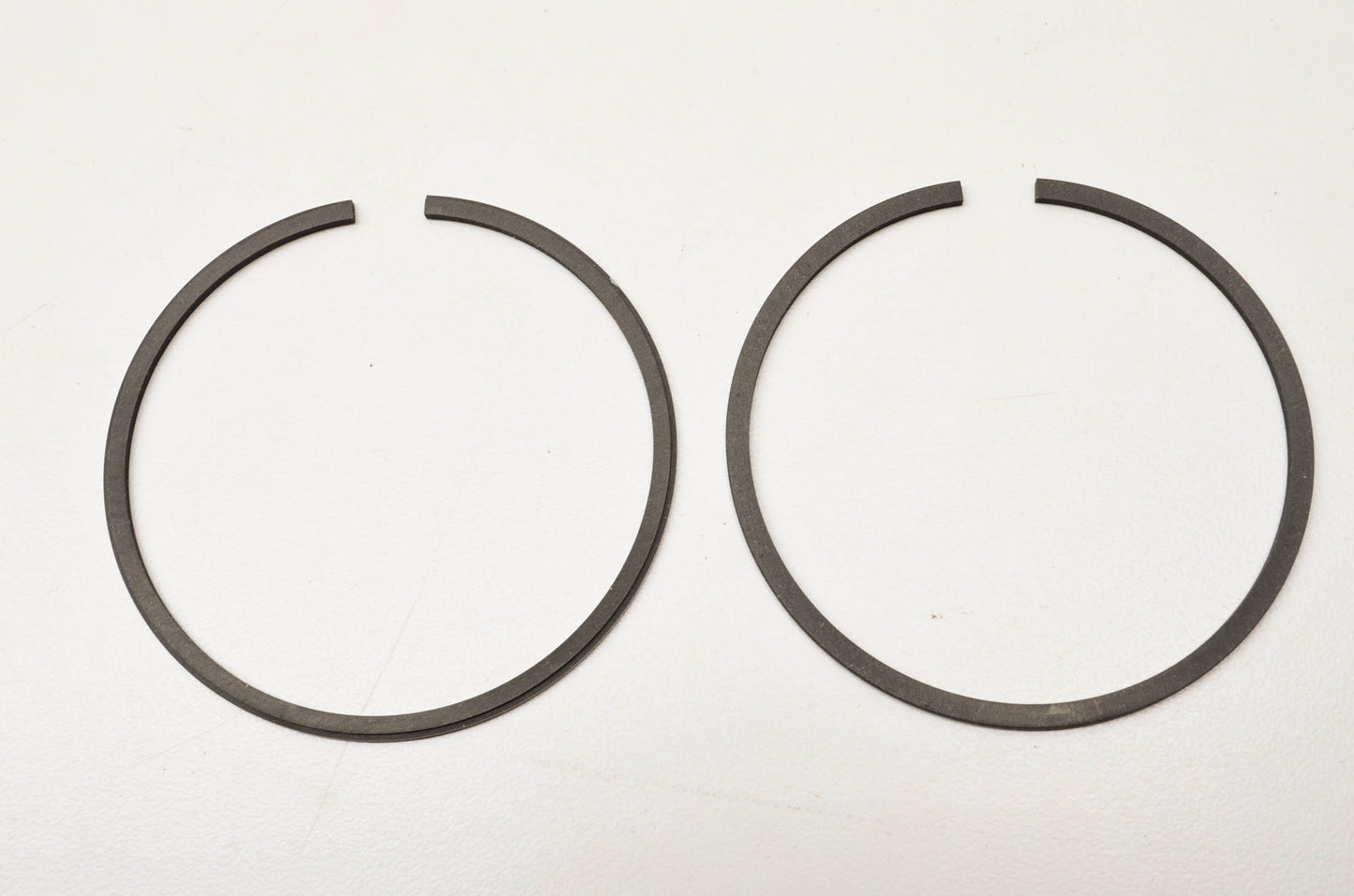 Piston Ring Kit NOS