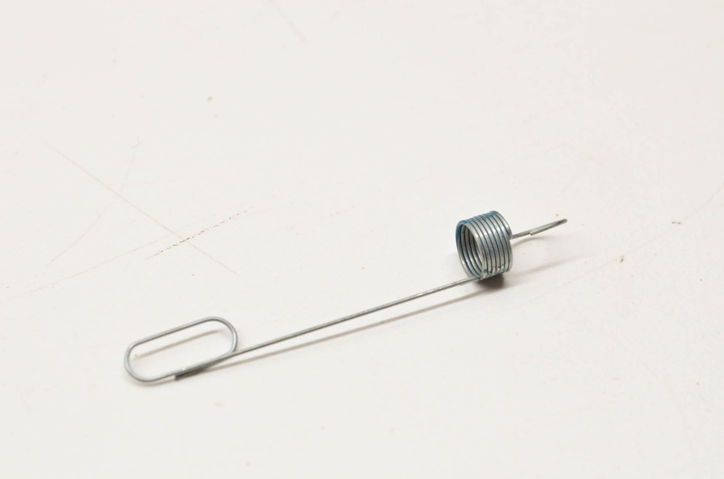 New OEM Briggs & Stratton 692434 Governed Idle Spring NOS