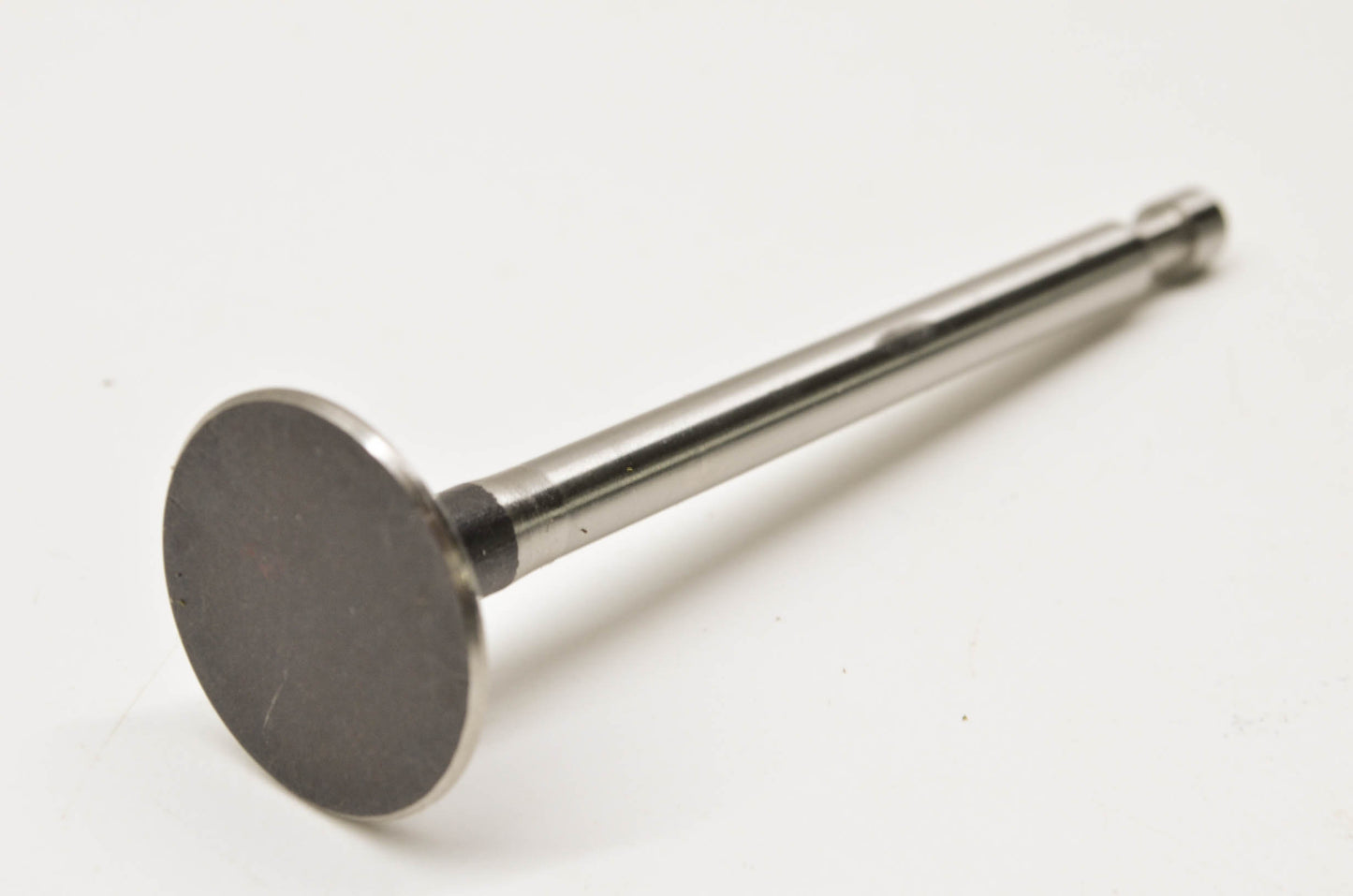 New OEM Briggs & Stratton 211119S Exhaust Valve NOS