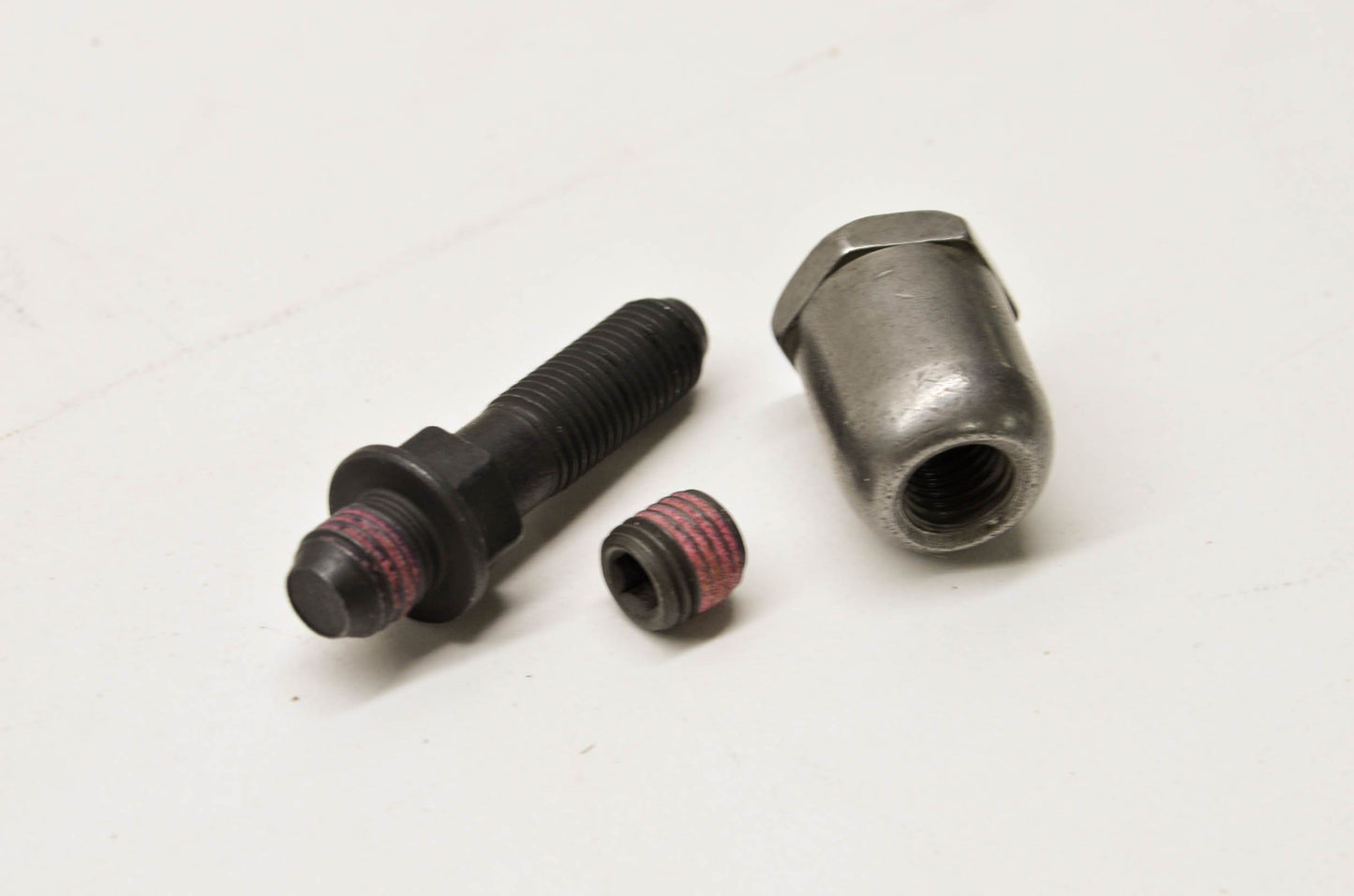 New OEM Briggs & Stratton 797440 Rocker Arm Adjuster NOS