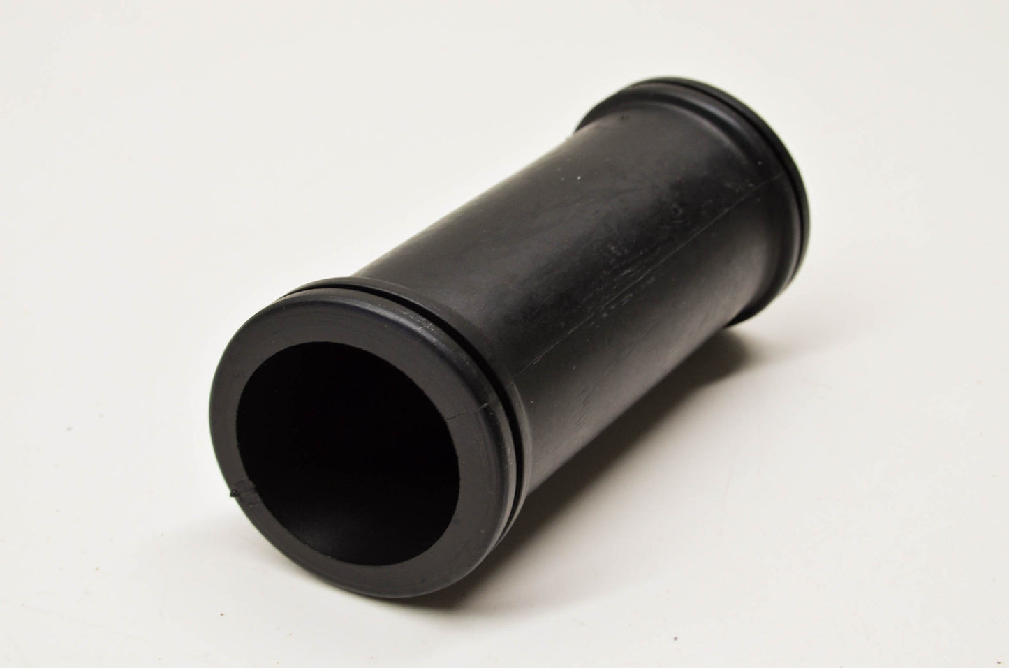 New OEM Briggs & Stratton Air Duct NOS