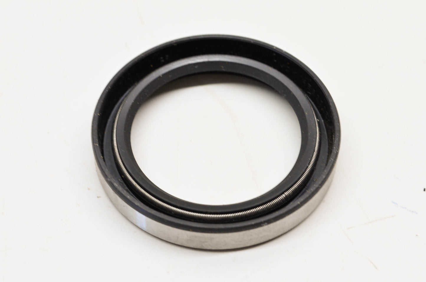 New OEM Tecumseh Oil Seal NOS