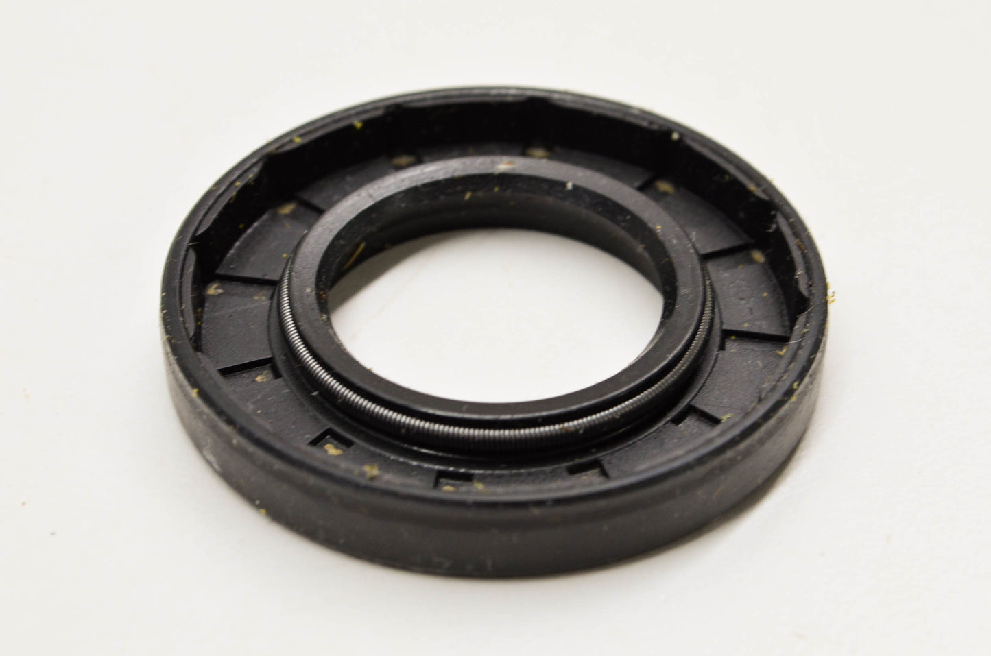 New OEM Tecumseh Oil Seal NOS
