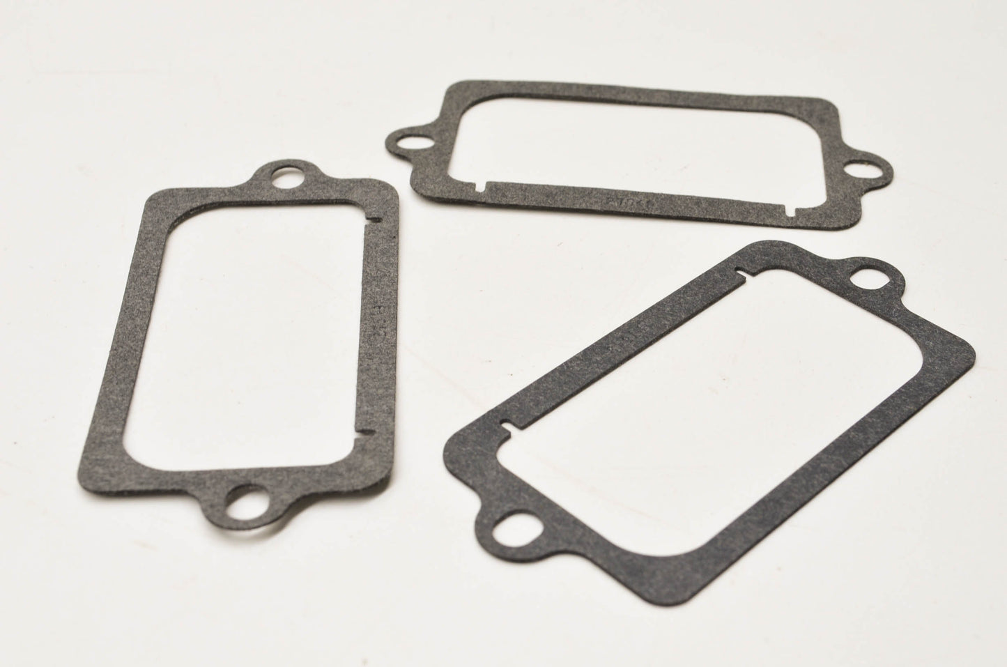 OEM Briggs & Stratton 27549 Valve Cover Gasket Qty 3 NOS